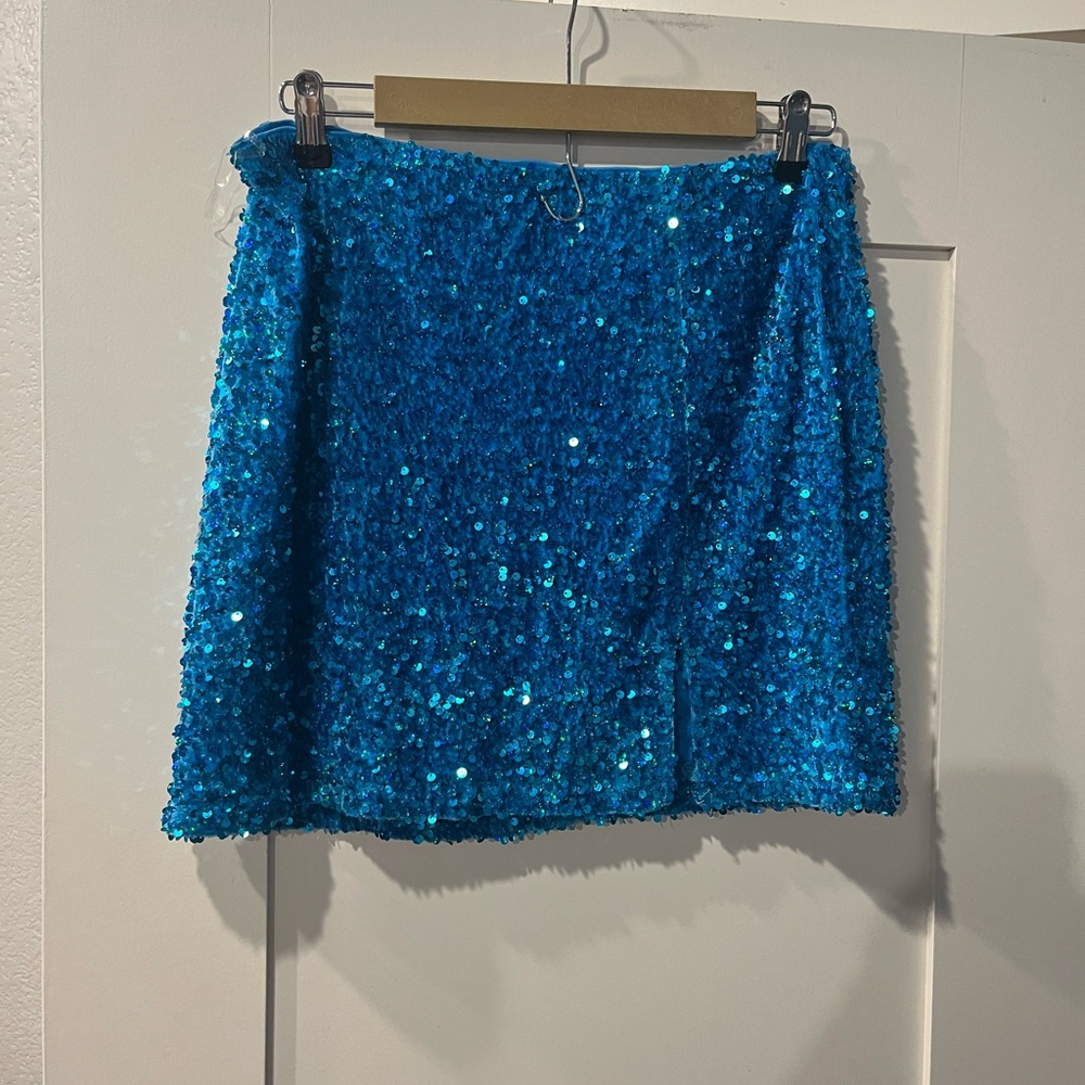Blue sequined skirt